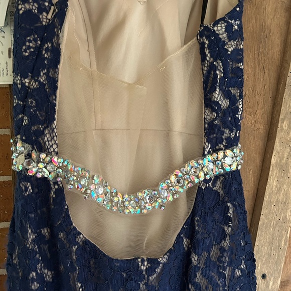 Alyce- Paris Prom Dress - Picture 4 of 5